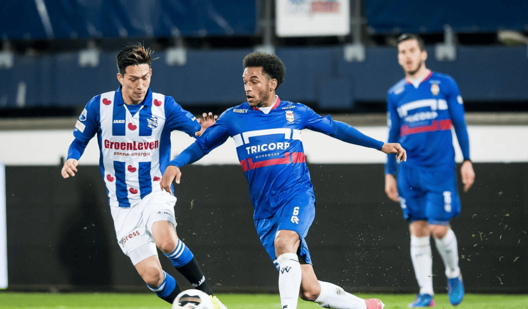 中的一个重 中的一个重