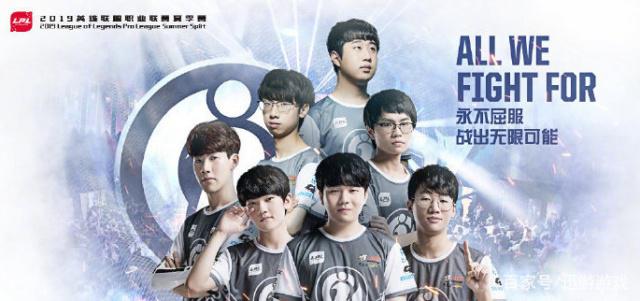 路完成转身 路完成转身